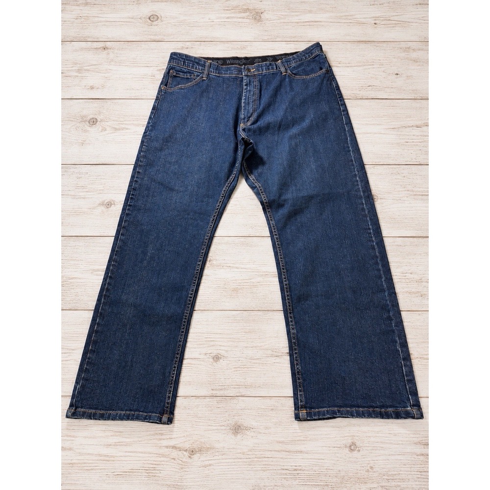 Wrangler Authentics Men's 42x30 Comfort Flex Jeans Dark Wash Straight Leg NWT